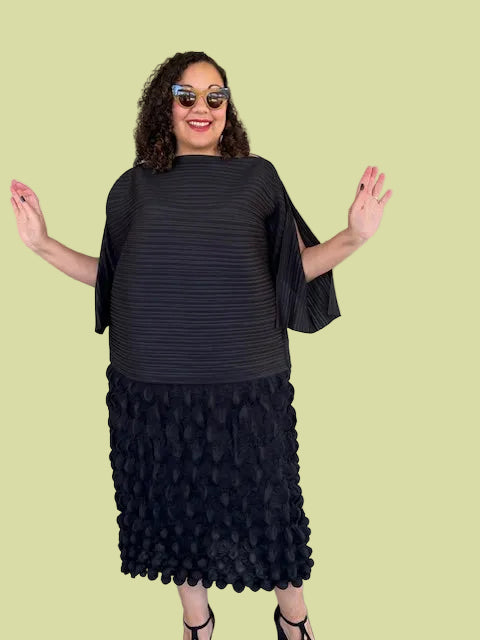 Vanite Couture Pleated Bubbles Skirt (Black)