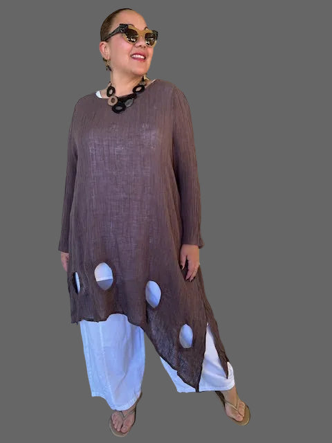 Cheyenne 100% Linen Porthole Top