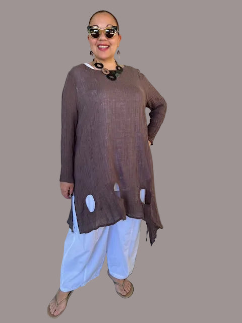 Cheyenne 100% Linen Porthole Top