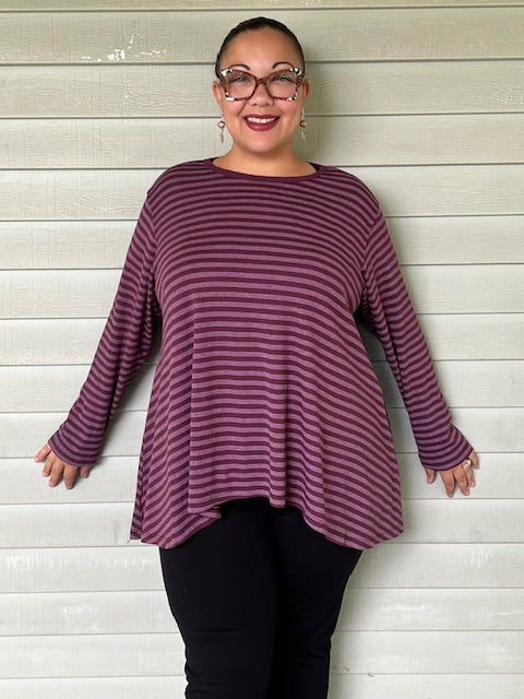 Gerties Long Angel Top with Muted Stripes (Masai Red, Port, Olive)