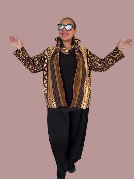 Dth Jacket in Hand Embroidery Gold