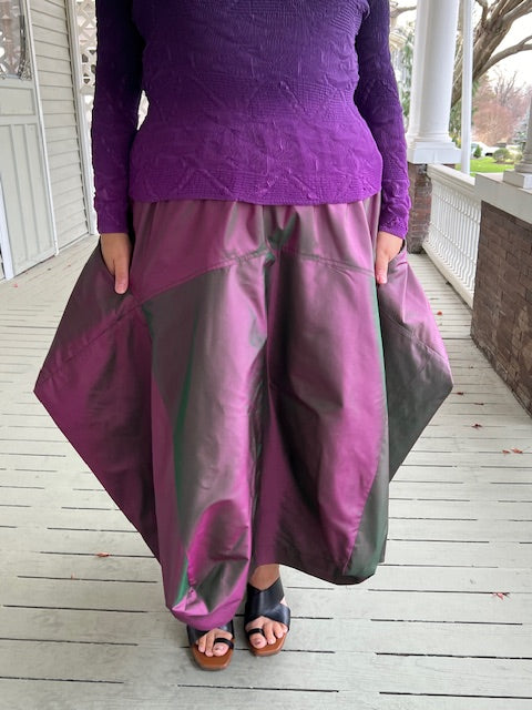 DTH Architect Skirt in 100% Silk Irisdescent Taffeta