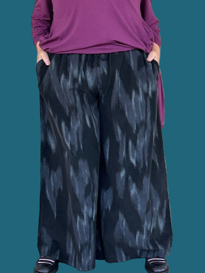 Brush Stroke Corduroy Pants (Navy/Green, Cranberry, or Violet/Gray)