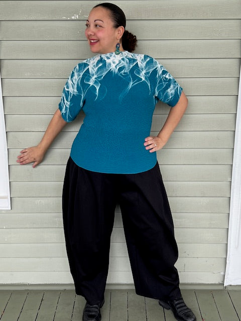 Vanite Clouds Pleats Top (Blue)