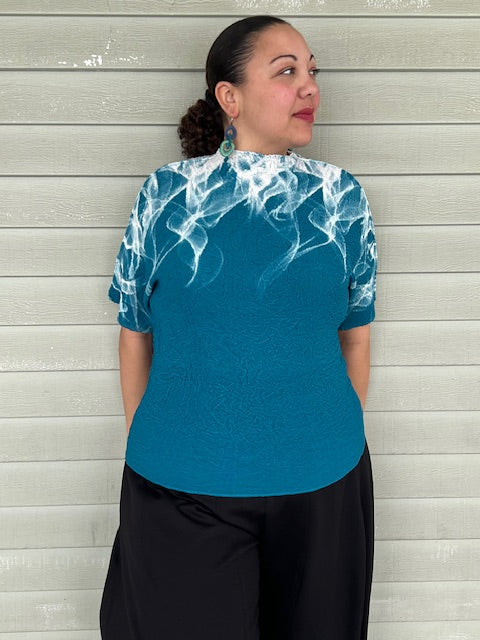 Vanite Clouds Pleats Top (Blue)