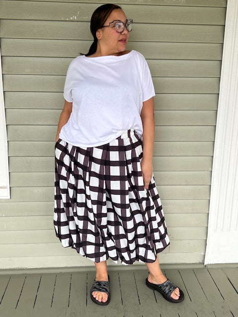 Box Pleat Skirt With Gathered Bubble hem in Black