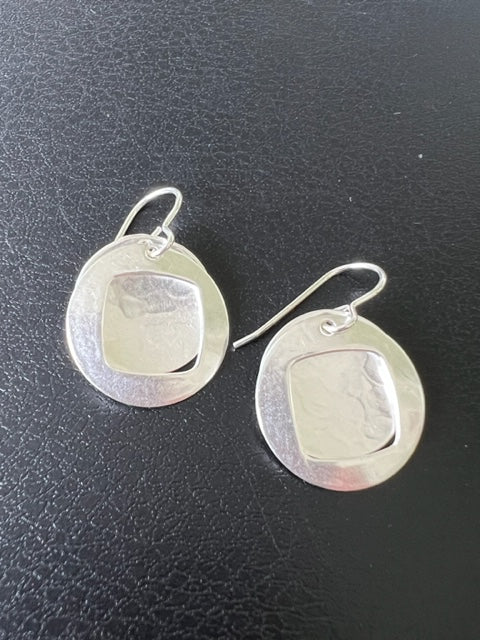 Disc with Square (Silver)
