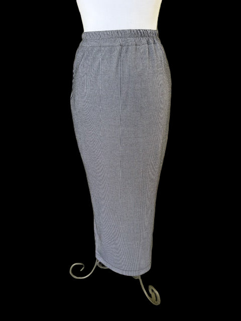 Amma Void Skirt (Black or Gray)