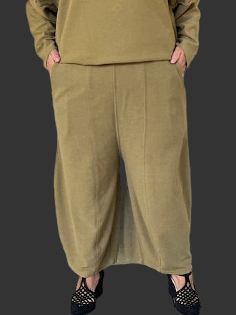 Gertie's Eleven Stitch Hobo Pants (Black, African Gold, Teak)