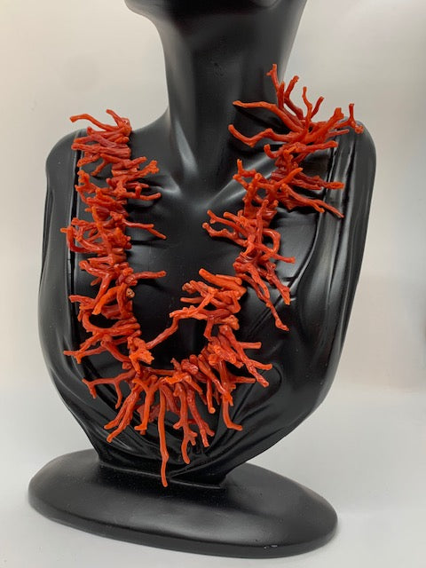 Natural coral necklace