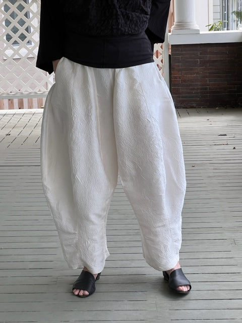 DTH White 100% Silk Crush Funky Pants